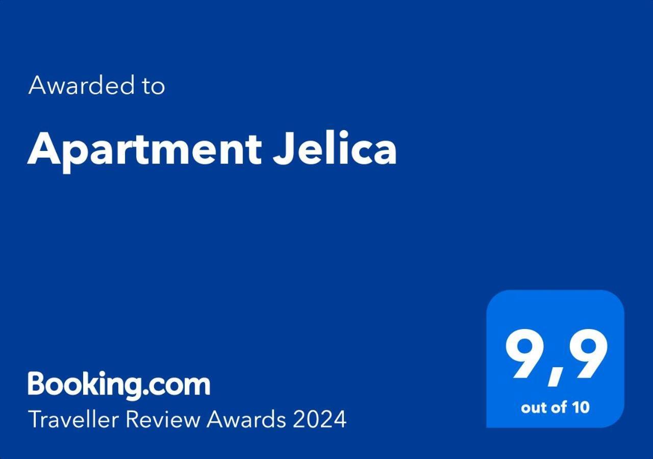 Apartments Jelena Supetar - Four Apartments - A Small House With A Private Yard - Two-Room Apartment With A Sea View - Studio Apartment - Two-Room Apartment With Garden View- Free Parking Exteriör bild