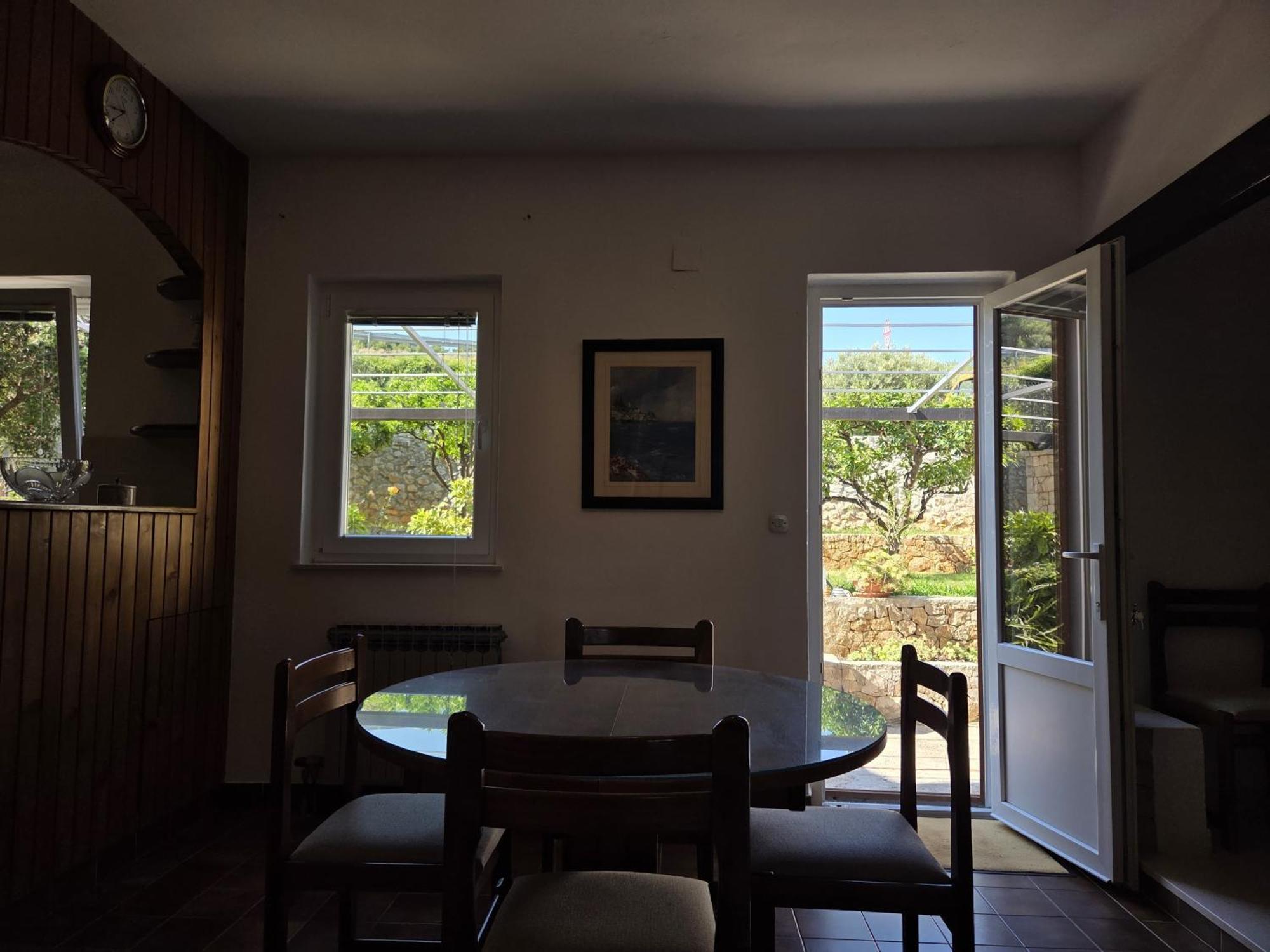 Apartments Jelena Supetar - Four Apartments - A Small House With A Private Yard - Two-Room Apartment With A Sea View - Studio Apartment - Two-Room Apartment With Garden View- Free Parking Exteriör bild